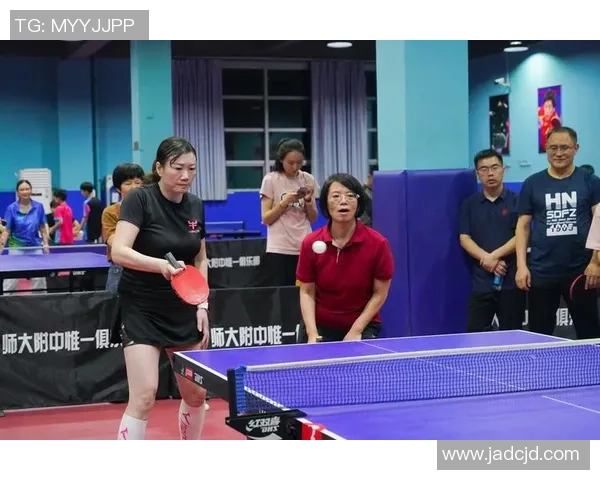 广州乒乓球队选拔赛点评团队协作展现出的默契与实力分析 广州乒乓球队选拔赛点评团队协作展现出的默契与实力分析